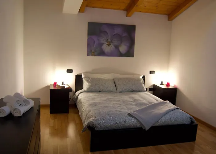 شقة Casa Viola, Deliziosa Mansarda In Centro Storico مودينا